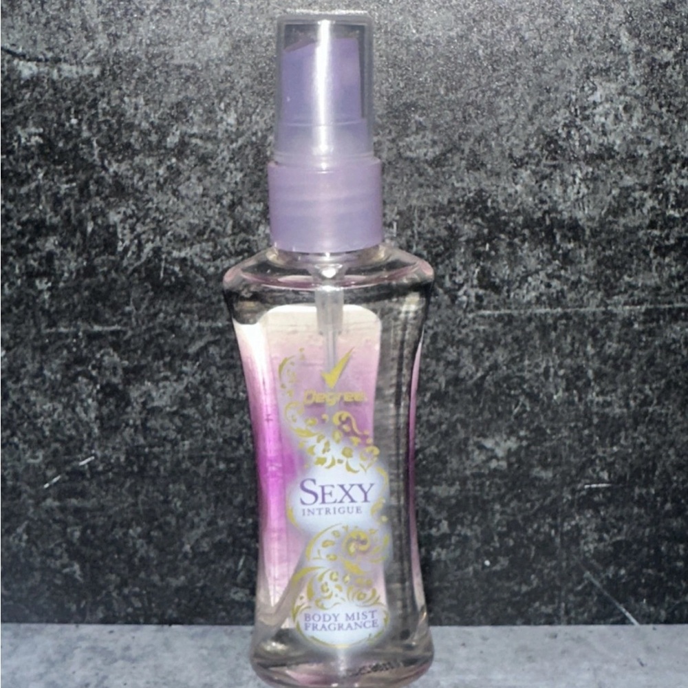 Degree Women Sexy Intrigue Body Mist Sz 3 Oz